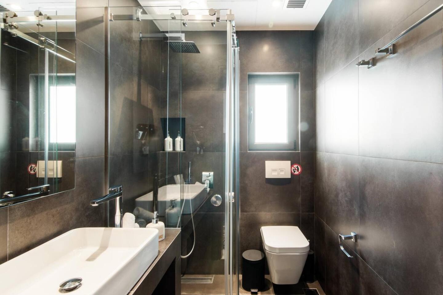 Ma Maison Nο 1, Penthouse, Acropolis And Lycabettus View, Ultra High Speed Internet 300 Mbps, 15' To Acropolis By Metro, 1' From Metro Station Atina Dış mekan fotoğraf