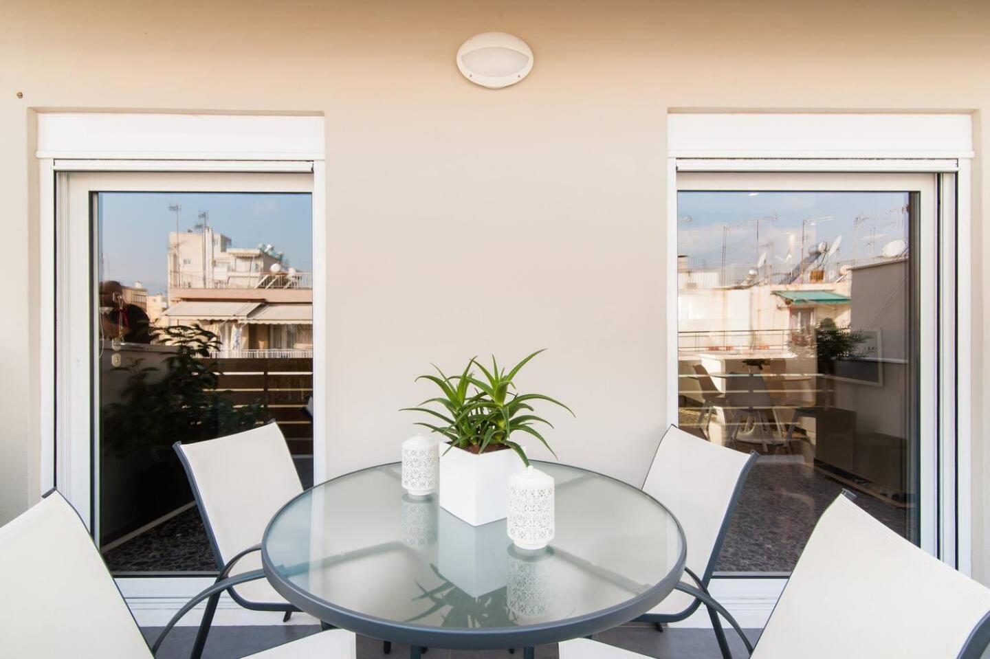 Ma Maison Nο 1, Penthouse, Acropolis And Lycabettus View, Ultra High Speed Internet 300 Mbps, 15' To Acropolis By Metro, 1' From Metro Station Atina Dış mekan fotoğraf