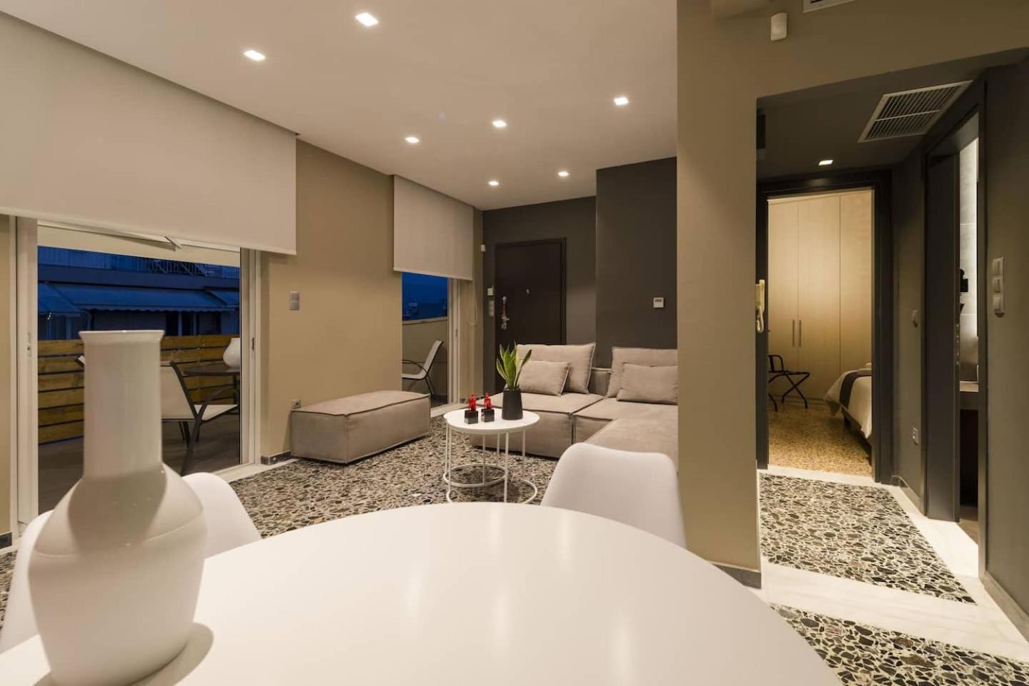 Ma Maison Nο 1, Penthouse, Acropolis And Lycabettus View, Ultra High Speed Internet 300 Mbps, 15' To Acropolis By Metro, 1' From Metro Station Atina Dış mekan fotoğraf